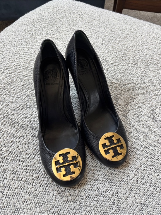 Tory Burch Shoes - New! Tory Burch Black Pebbled Leather Wedge Heels Gold Logo 9